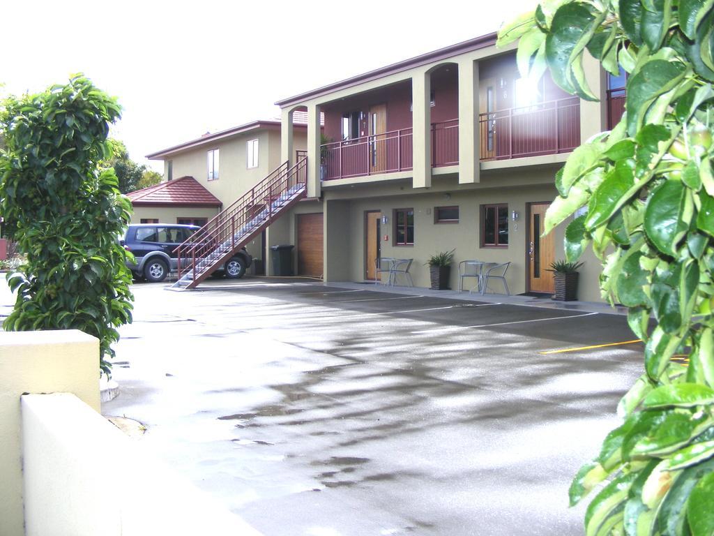 Blenheim Spa Motor Lodge Exterior photo