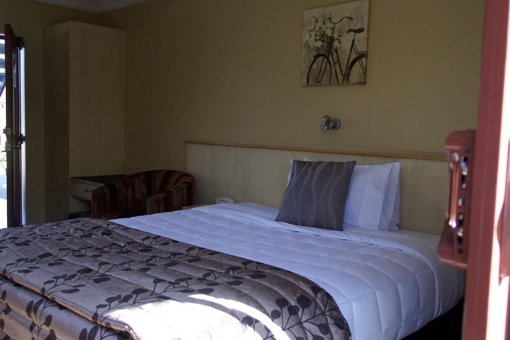 Blenheim Spa Motor Lodge Exterior photo