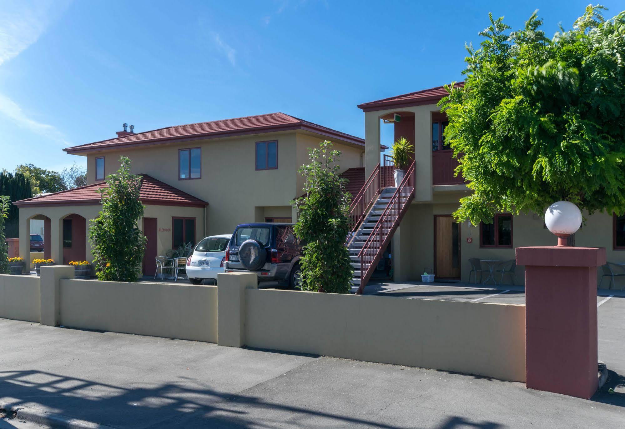 Blenheim Spa Motor Lodge Exterior photo