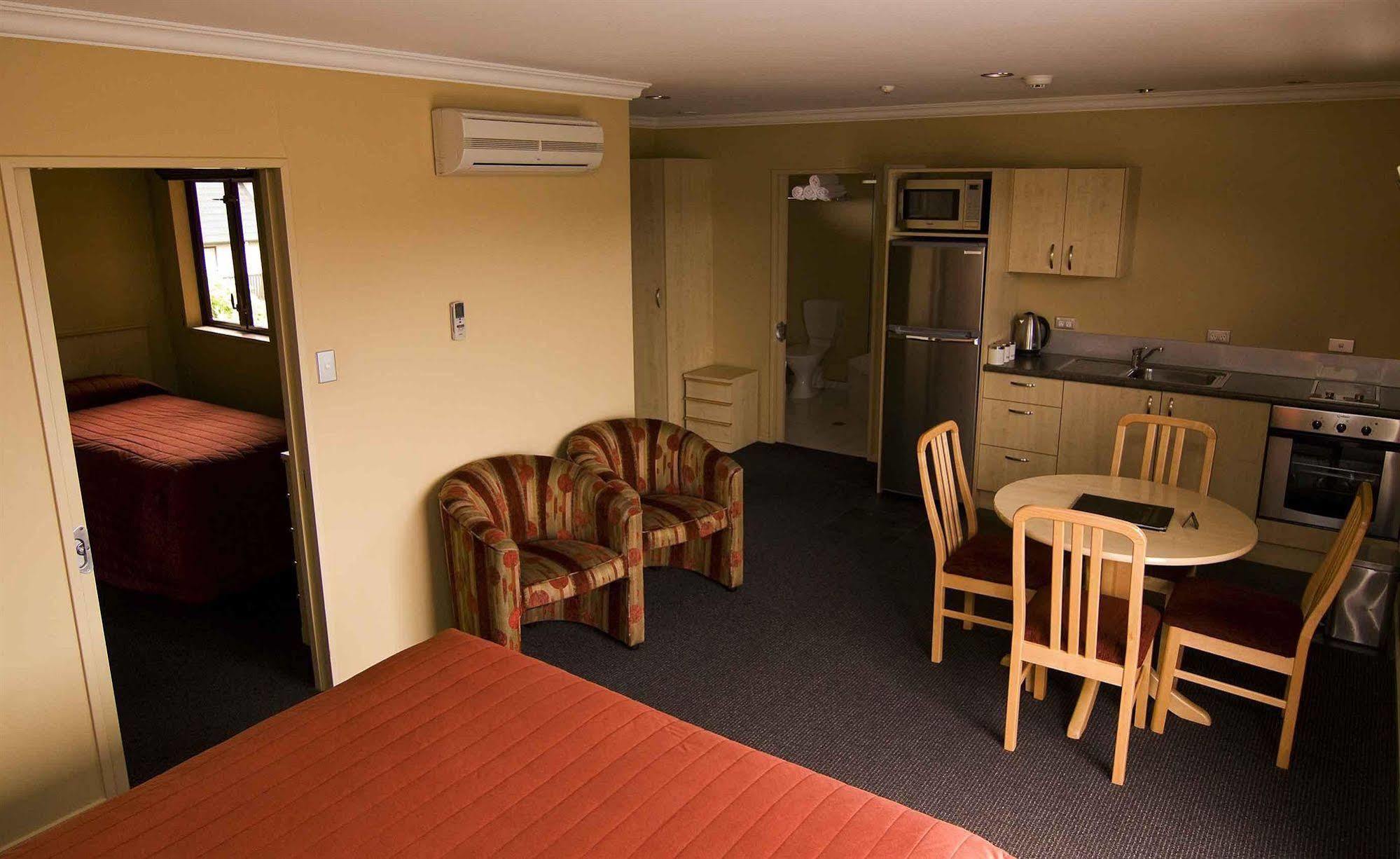 Blenheim Spa Motor Lodge Exterior photo
