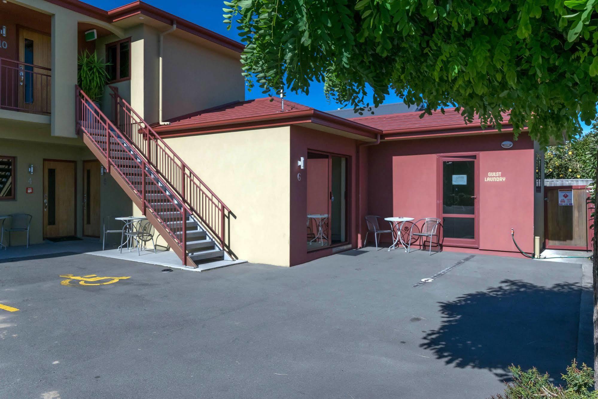 Blenheim Spa Motor Lodge Exterior photo